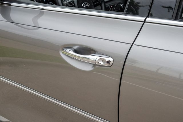 2017 Kia Sorento LX BT Backup Cam Rear Air USB XM Alloy Wheels Aux 2017 Kia Sorento LX BT Backup Cam Rear Air USB XM Alloy Wheels Aux