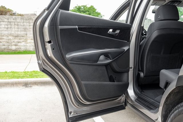 2017 Kia Sorento LX BT Backup Cam Rear Air USB XM Alloy Wheels Aux 2017 Kia Sorento LX BT Backup Cam Rear Air USB XM Alloy Wheels Aux