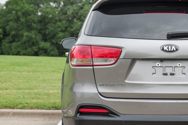 2017 Kia Sorento LX BT Backup Cam Rear Air USB XM Alloy Wheels Aux 2017 Kia Sorento LX BT Backup Cam Rear Air USB XM Alloy Wheels Aux