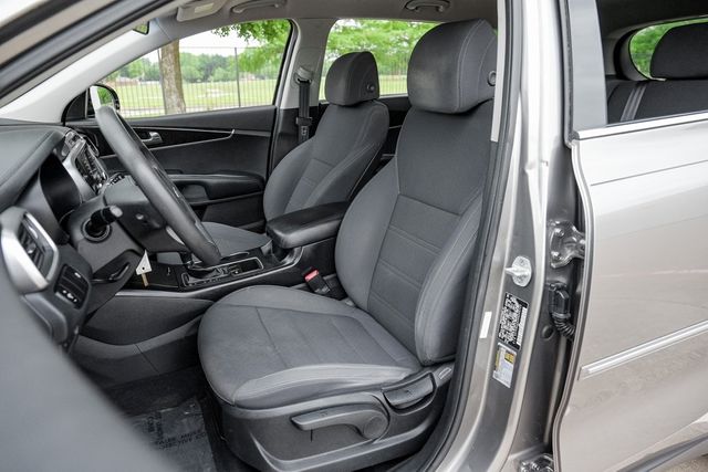 2017 Kia Sorento LX BT Backup Cam Rear Air USB XM Alloy Wheels Aux 2017 Kia Sorento LX BT Backup Cam Rear Air USB XM Alloy Wheels Aux