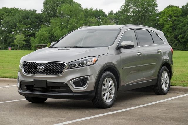 2017 Kia Sorento LX BT Backup Cam Rear Air USB XM Alloy Wheels Aux 2017 Kia Sorento LX BT Backup Cam Rear Air USB XM Alloy Wheels Aux