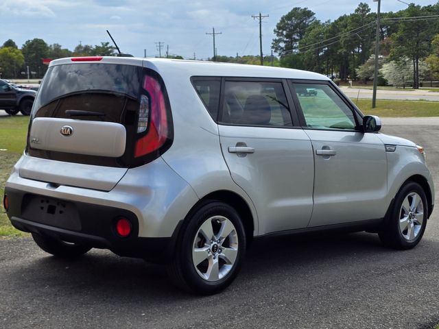 2017 Kia Soul Base