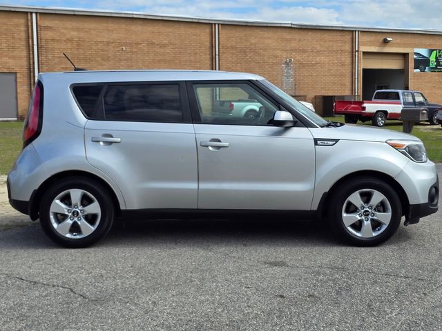 2017 Kia Soul Base