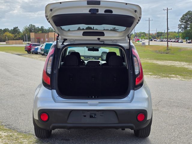 2017 Kia Soul Base