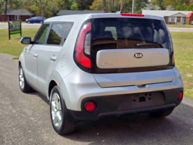 2017 Kia Soul Base 2017 Kia Soul Base