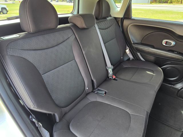 2017 Kia Soul Base