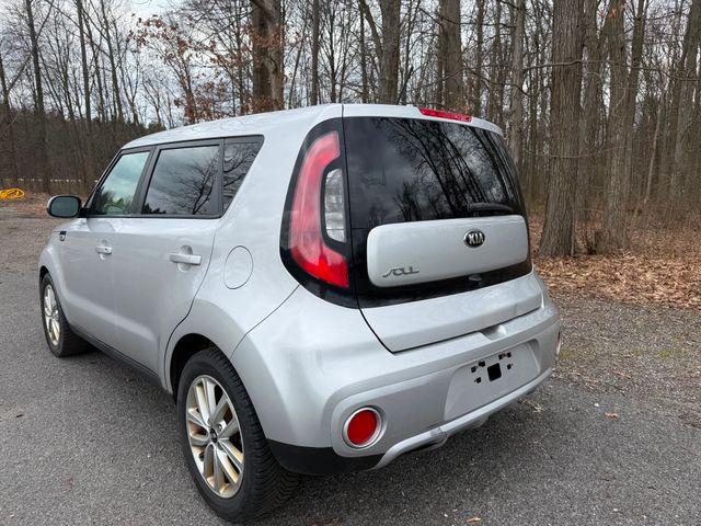 2017 Kia Soul +
