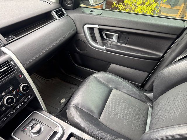 2017 Land Rover Discovery Sport SE