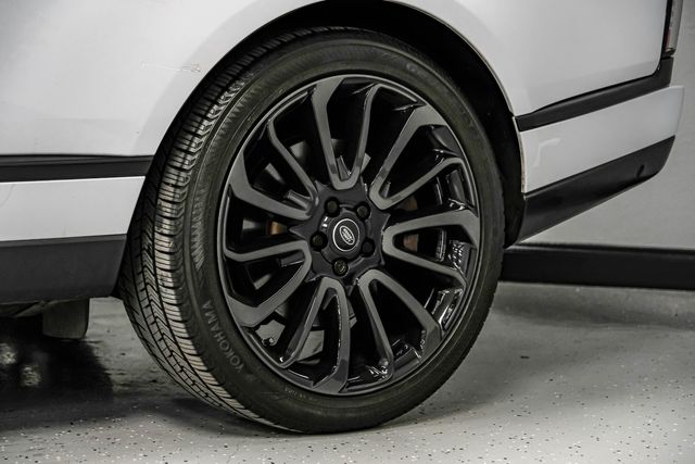 2017 Land Rover Range Rover Supercharged LWB Autobiography WheelPkg RearDVD | Dallas, TX | Stevens Motor Company LLC