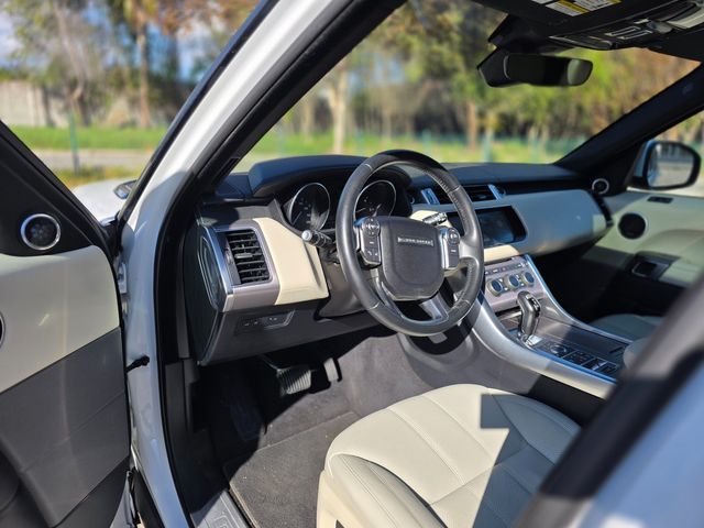 2017 Land Rover Range Rover Sport HSE Td6 2017 Land Rover Range Rover Sport HSE Td6