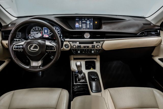 2017 Lexus ES 350 Luxury | Addison, TX | Addison Autoplex