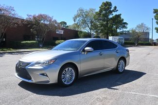 2017 Lexus ES