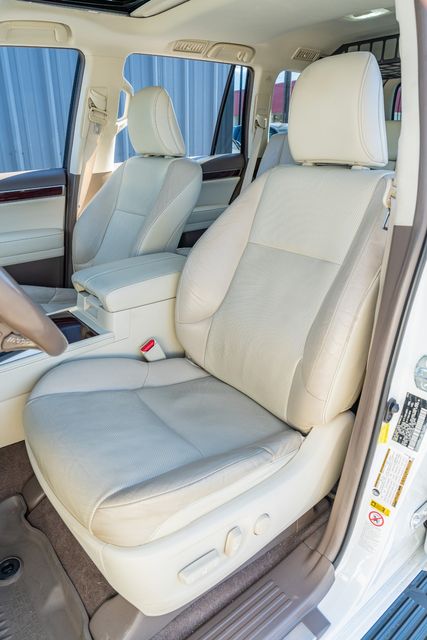 2017 Lexus GX 460 Premium / FULLY LOADED / LOW MILES / OVERLAND MODS | Austin, TX | Rocky Mountain Truck Stop Austin 2017 Lexus GX 460 Premium / FULLY LOADED / LOW MILES / OVERLAND MODS | Austin, TX | Rocky Mountain Truck Stop Austin