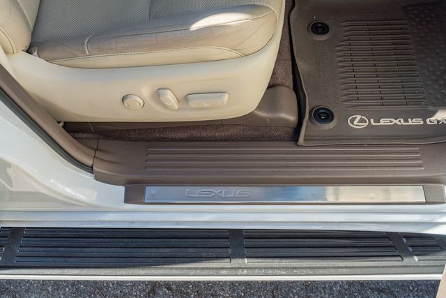 2017 Lexus GX 460 Premium / FULLY LOADED / LOW MILES / OVERLAND MODS | Austin, TX | Rocky Mountain Truck Stop Austin 2017 Lexus GX 460 Premium / FULLY LOADED / LOW MILES / OVERLAND MODS | Austin, TX | Rocky Mountain Truck Stop Austin