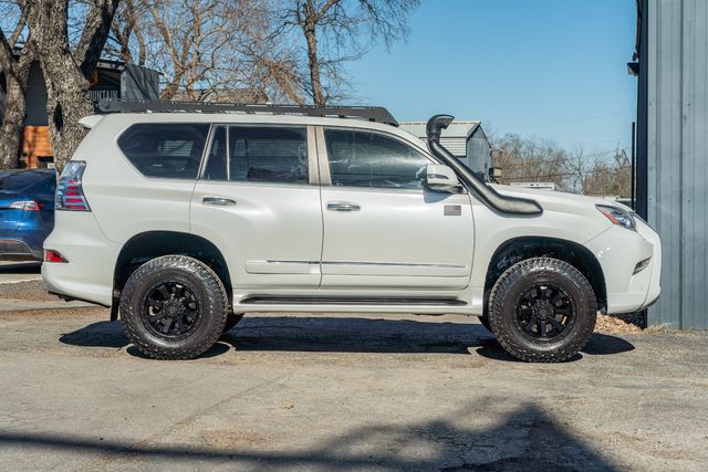 2017 Lexus GX 460 Premium / FULLY LOADED / LOW MILES / OVERLAND MODS | Austin, TX | Rocky Mountain Truck Stop Austin