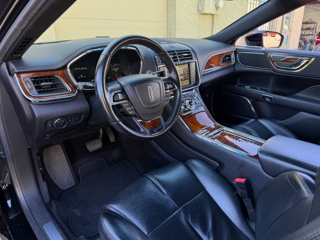 2017 Lincoln Continental Select