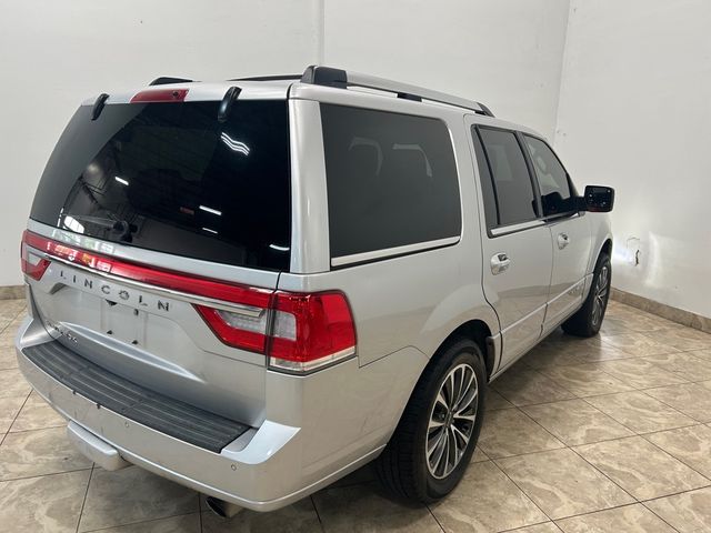 2017 Lincoln Navigator Select