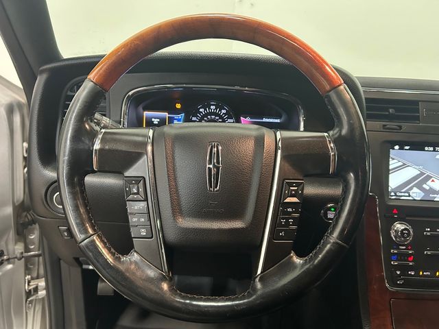 2017 Lincoln Navigator Select
