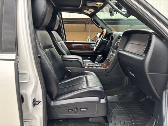 2017 Lincoln Navigator Select | San Antonio, TX | Clear Choice Automotive South