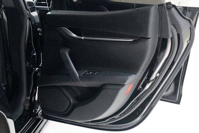 2017 Maserati Ghibli Base | Houston, TX | Houston Auto Credit 2017 Maserati Ghibli Base | Houston, TX | Houston Auto Credit