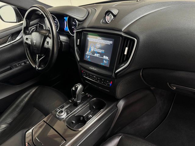 2017 Maserati Ghibli Base | Houston, TX | Houston Auto Credit 2017 Maserati Ghibli Base | Houston, TX | Houston Auto Credit