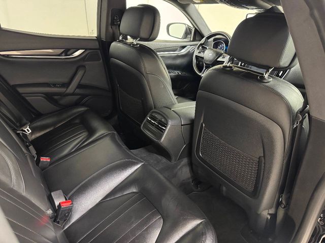 2017 Maserati Ghibli Base | Houston, TX | Houston Auto Credit 2017 Maserati Ghibli Base | Houston, TX | Houston Auto Credit
