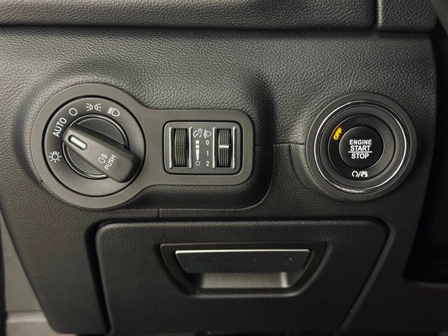 2017 Maserati Ghibli Base | Houston, TX | Houston Auto Credit 2017 Maserati Ghibli Base | Houston, TX | Houston Auto Credit