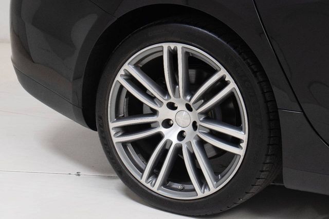 2017 Maserati Ghibli Base | Houston, TX | Houston Auto Credit 2017 Maserati Ghibli Base | Houston, TX | Houston Auto Credit