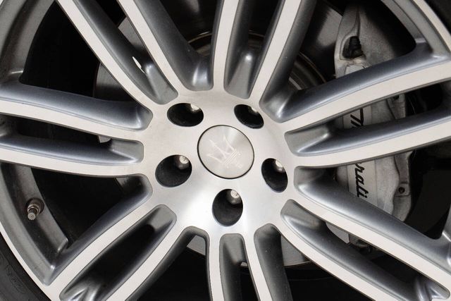 2017 Maserati Ghibli Base | Houston, TX | Houston Auto Credit 2017 Maserati Ghibli Base | Houston, TX | Houston Auto Credit