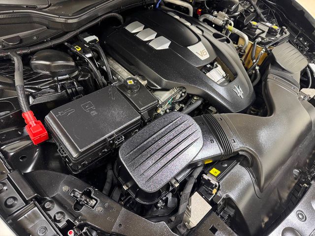 2017 Maserati Ghibli Base | Houston, TX | Houston Auto Credit 2017 Maserati Ghibli Base | Houston, TX | Houston Auto Credit