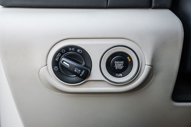 2017 Maserati Levante | Addison, TX | Apex Auto Sports 2017 Maserati Levante | Addison, TX | Apex Auto Sports