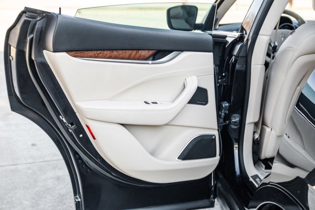 2017 Maserati Levante | Addison, TX | Apex Auto Sports 2017 Maserati Levante | Addison, TX | Apex Auto Sports