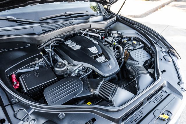 2017 Maserati Levante | Addison, TX | Apex Auto Sports 2017 Maserati Levante | Addison, TX | Apex Auto Sports