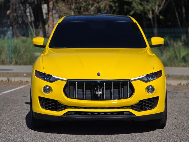 2017 Maserati Levante Base 2017 Maserati Levante Base