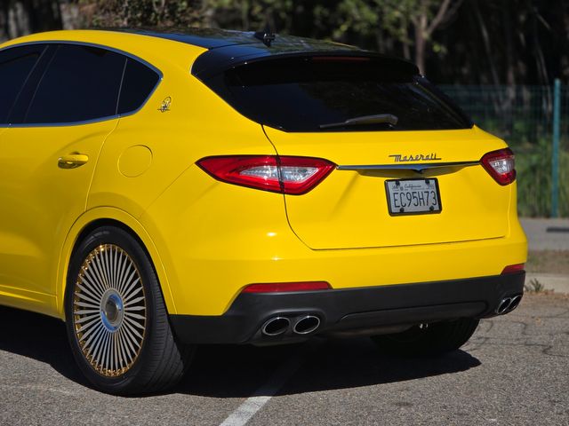 2017 Maserati Levante Base