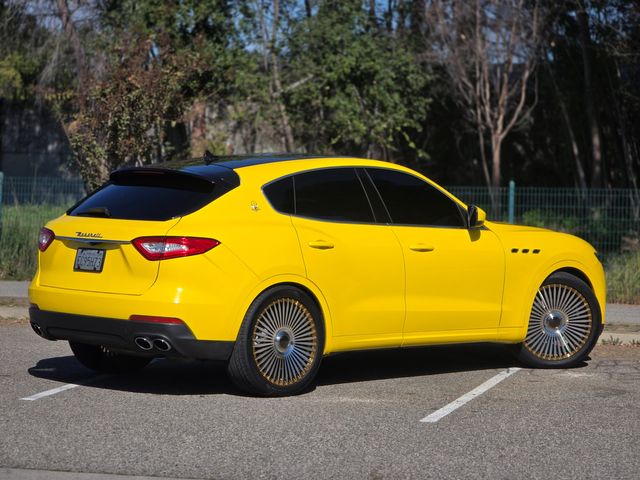 2017 Maserati Levante Base