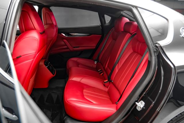 2017 Maserati Quattroporte S Q4 GranSport PerfectCarfax 27ServiceRecords Roof | Dallas, TX | Stevens Motor Company LLC 2017 Maserati Quattroporte S Q4 GranSport PerfectCarfax 27ServiceRecords Roof | Dallas, TX | Stevens Motor Company LLC