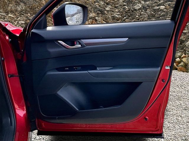 2017 Mazda CX-5 Sport