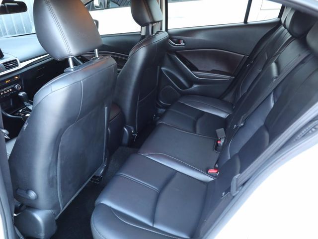 2017 Mazda Mazda3 5-Door Touring