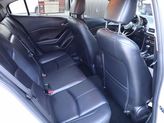 2017 Mazda Mazda3 5-Door Touring