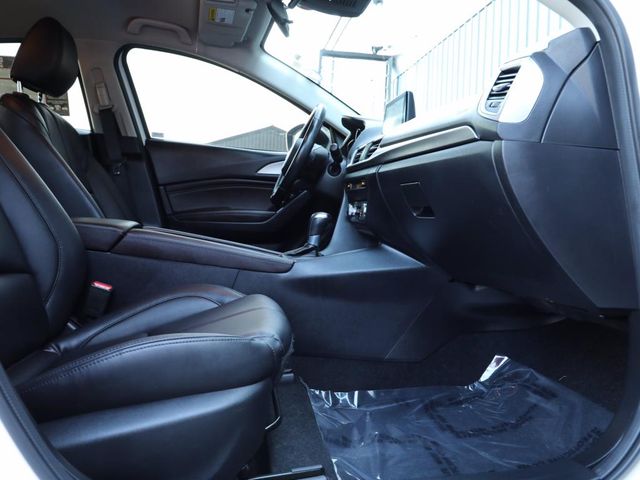 2017 Mazda Mazda3 5-Door Touring