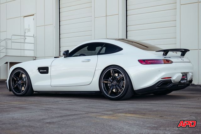 2017 Mercedes-Benz AMG GT 