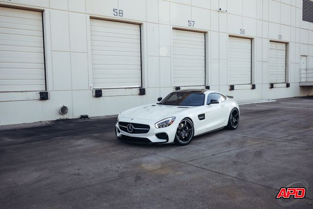2017 Mercedes-Benz AMG GT 2017 Mercedes-Benz AMG GT