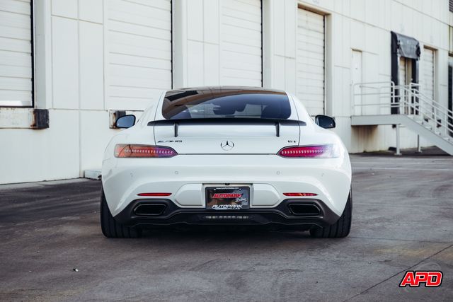 2017 Mercedes-Benz AMG GT 