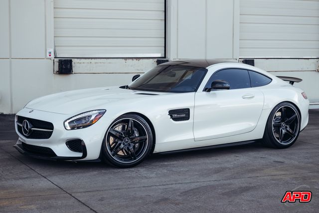 2017 Mercedes-Benz AMG GT 2017 Mercedes-Benz AMG GT