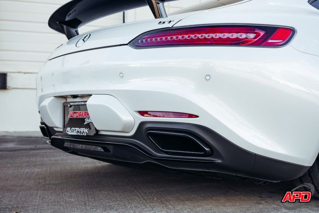 2017 Mercedes-Benz AMG GT 