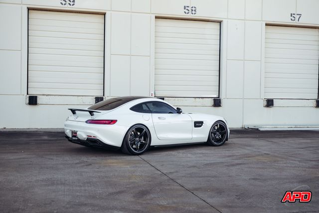2017 Mercedes-Benz AMG GT 