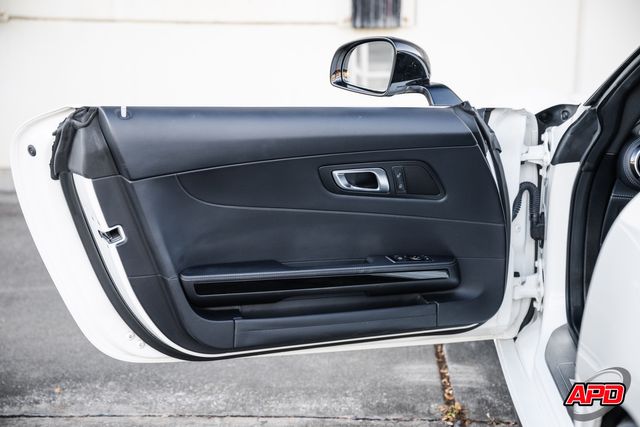 2017 Mercedes-Benz AMG GT 2017 Mercedes-Benz AMG GT