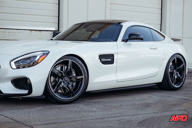 2017 Mercedes-Benz AMG GT 