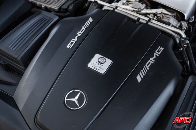 2017 Mercedes-Benz AMG GT 2017 Mercedes-Benz AMG GT